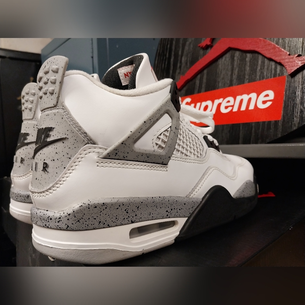 Retro Jordan 4 Cements Og Size 6.5 Gradschool